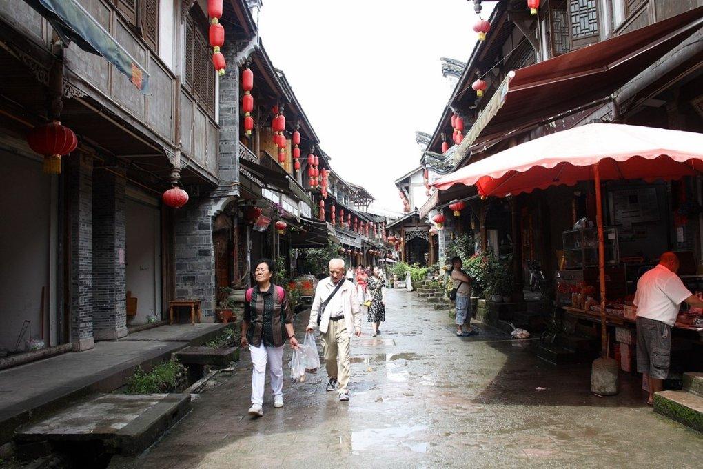 “天山雄鹰”勇闯职业拳坛 愿为家乡年轻人“搭桥”